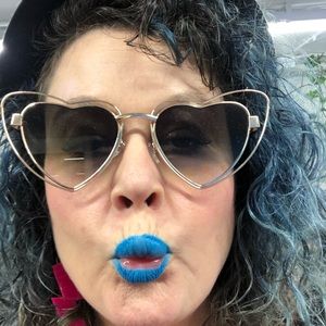 Meet your Posher, Kathleen